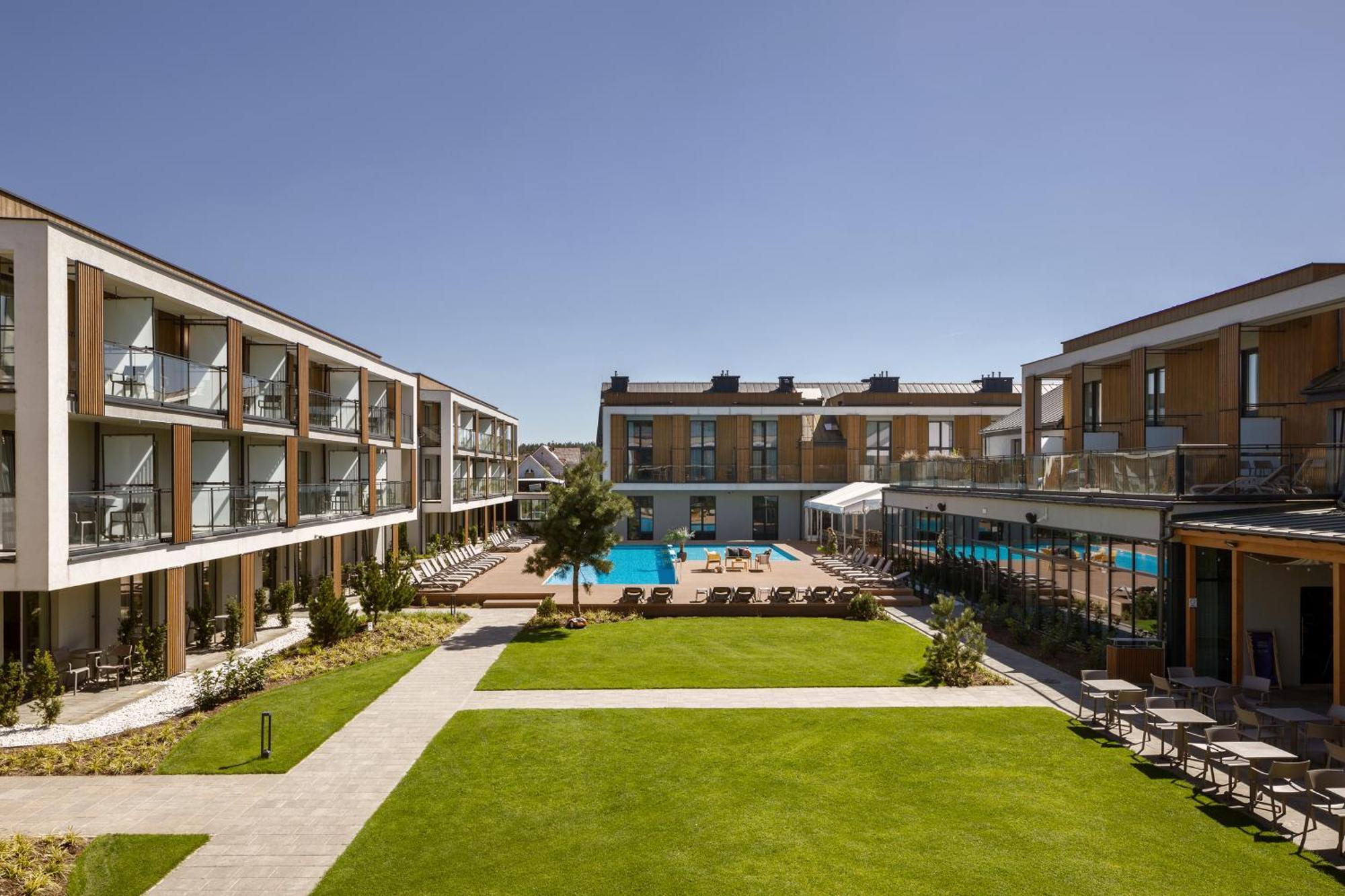 Hotel Saltic Resort & Spa Grzybowo Kolobrzeg Bagian luar foto